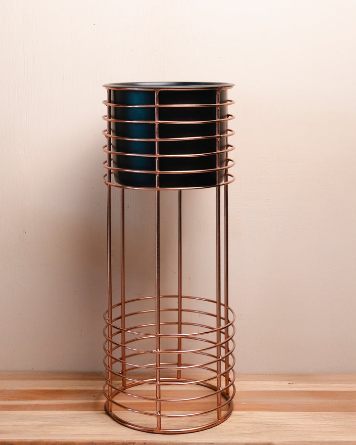 SLEEK PLANTER - PLANTER