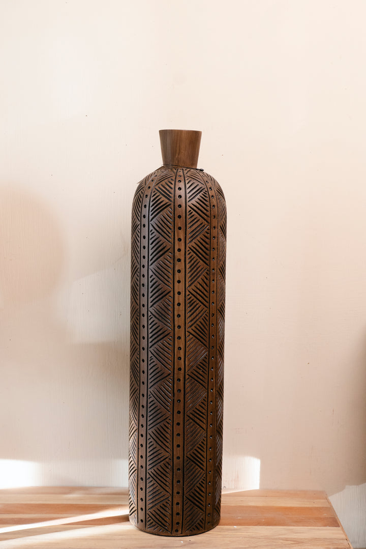MAJESTIC WOOD VASE - WOODEN VASE