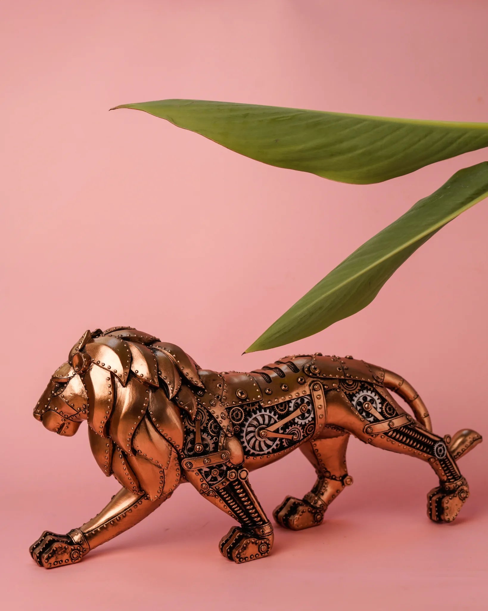 Abstract King - LION