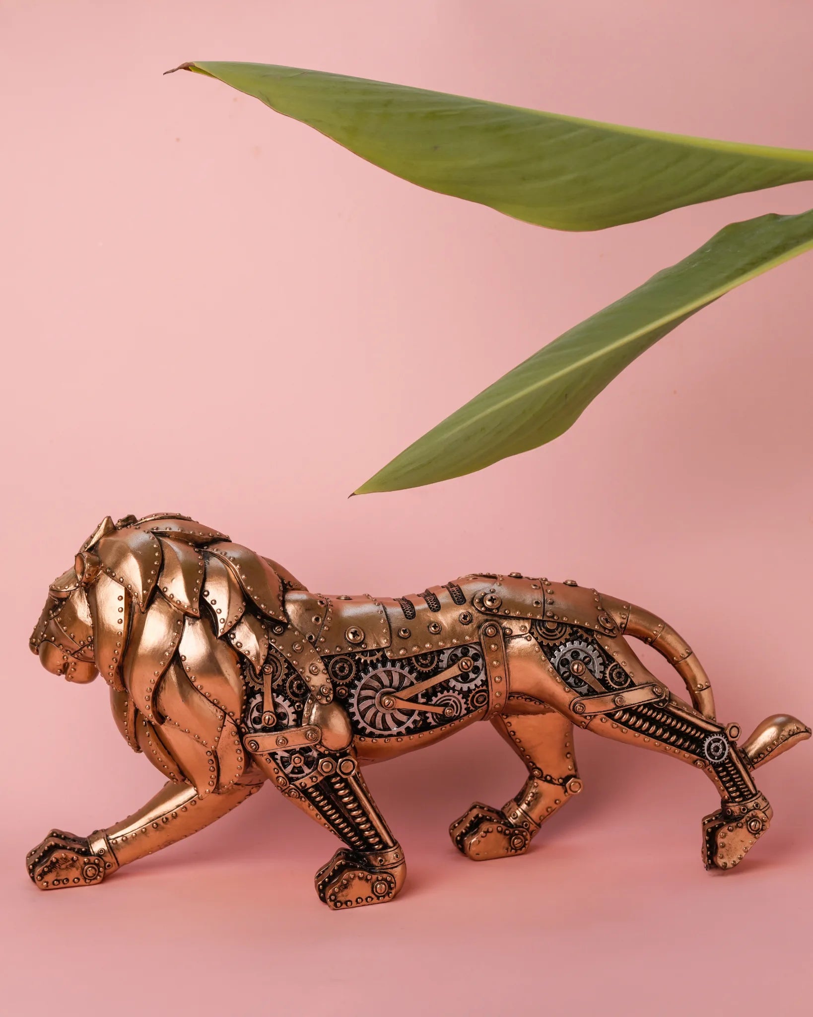 Abstract King - LION