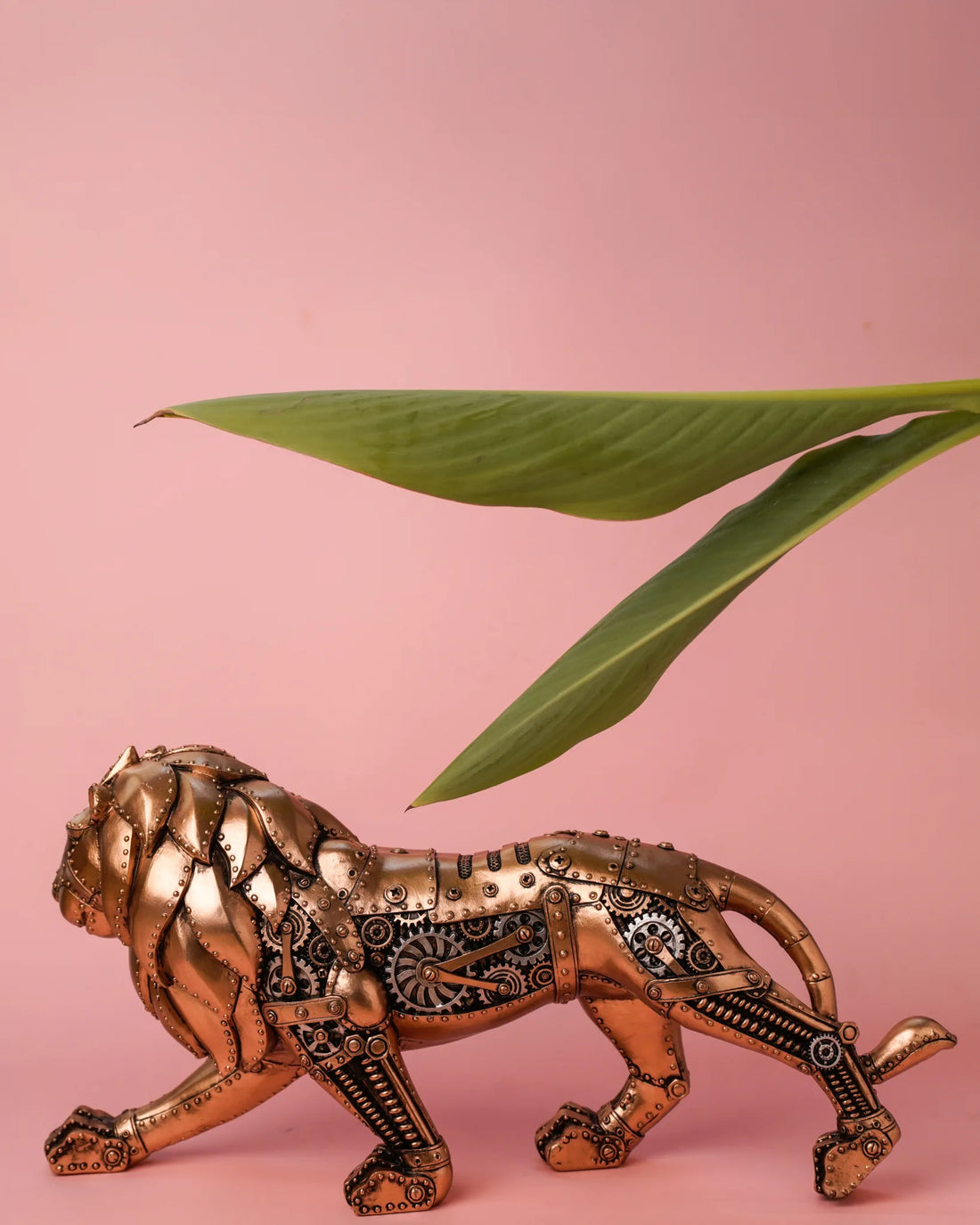 Abstract King - LION