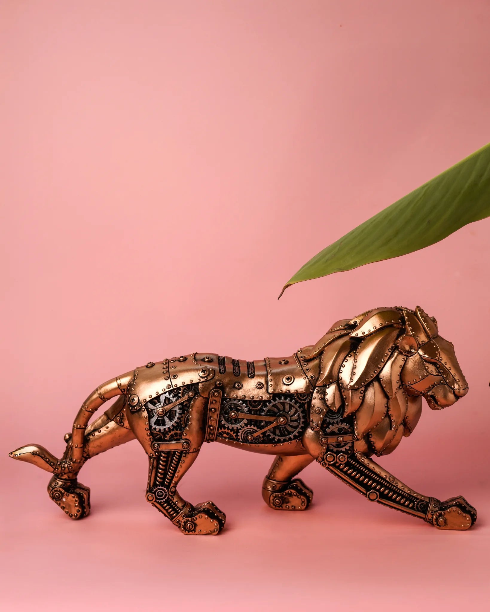 Abstract King - LION