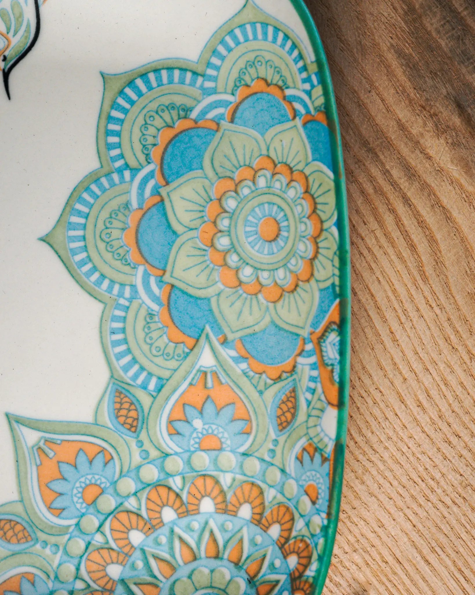 ARTISTIC PLATTER BOWL