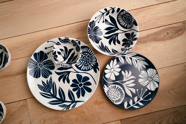 BLOOM SERENITY DINNERWARE - DINNER SET(6 BIG,6 SMALL PLATE,6 BOWL,2 SERVING BOWL)
