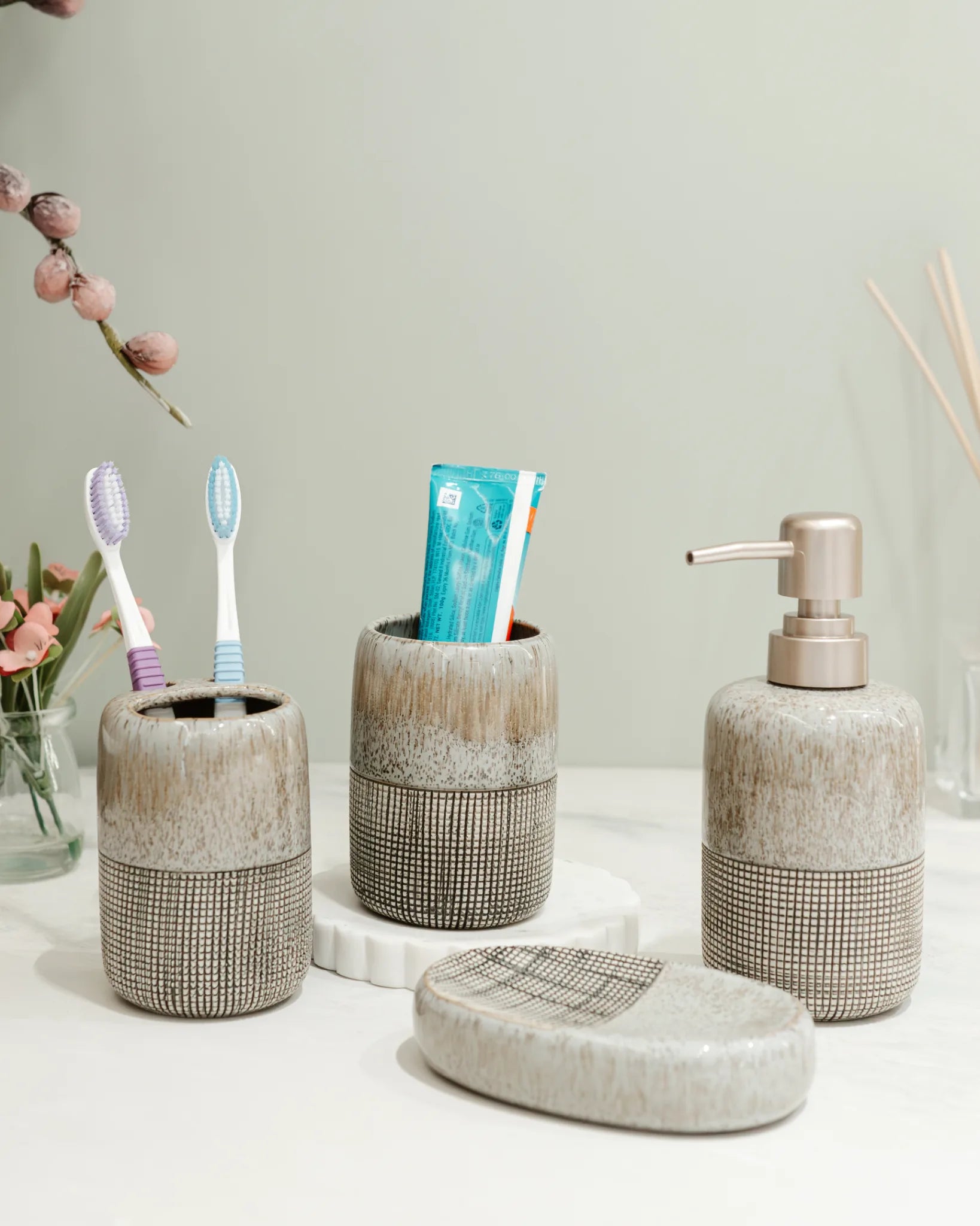 CLEAN ESSENCE - BATHROOM SET