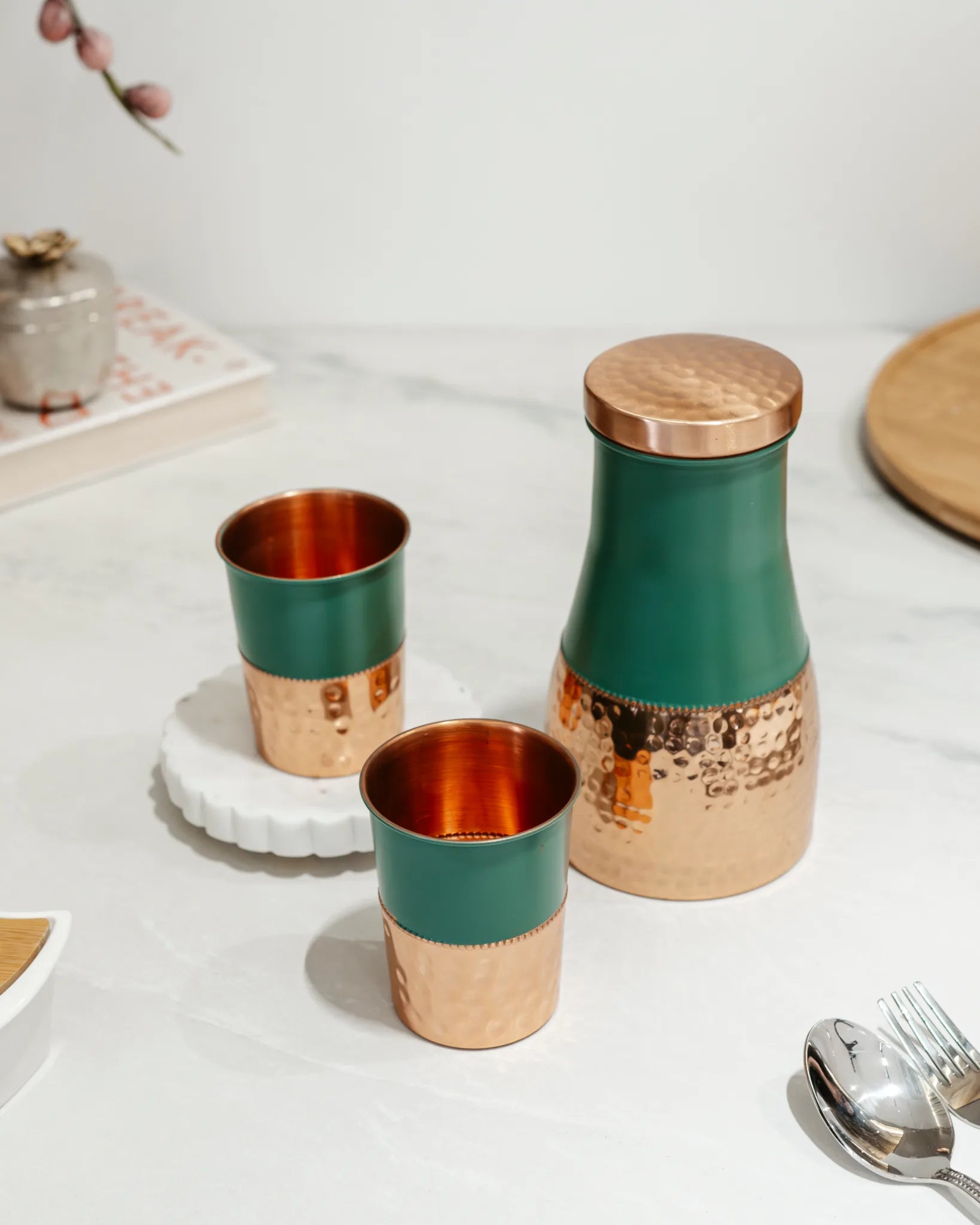 TIMELESS COPPER SET - COPPER BOTTLE 2 GLASS SET