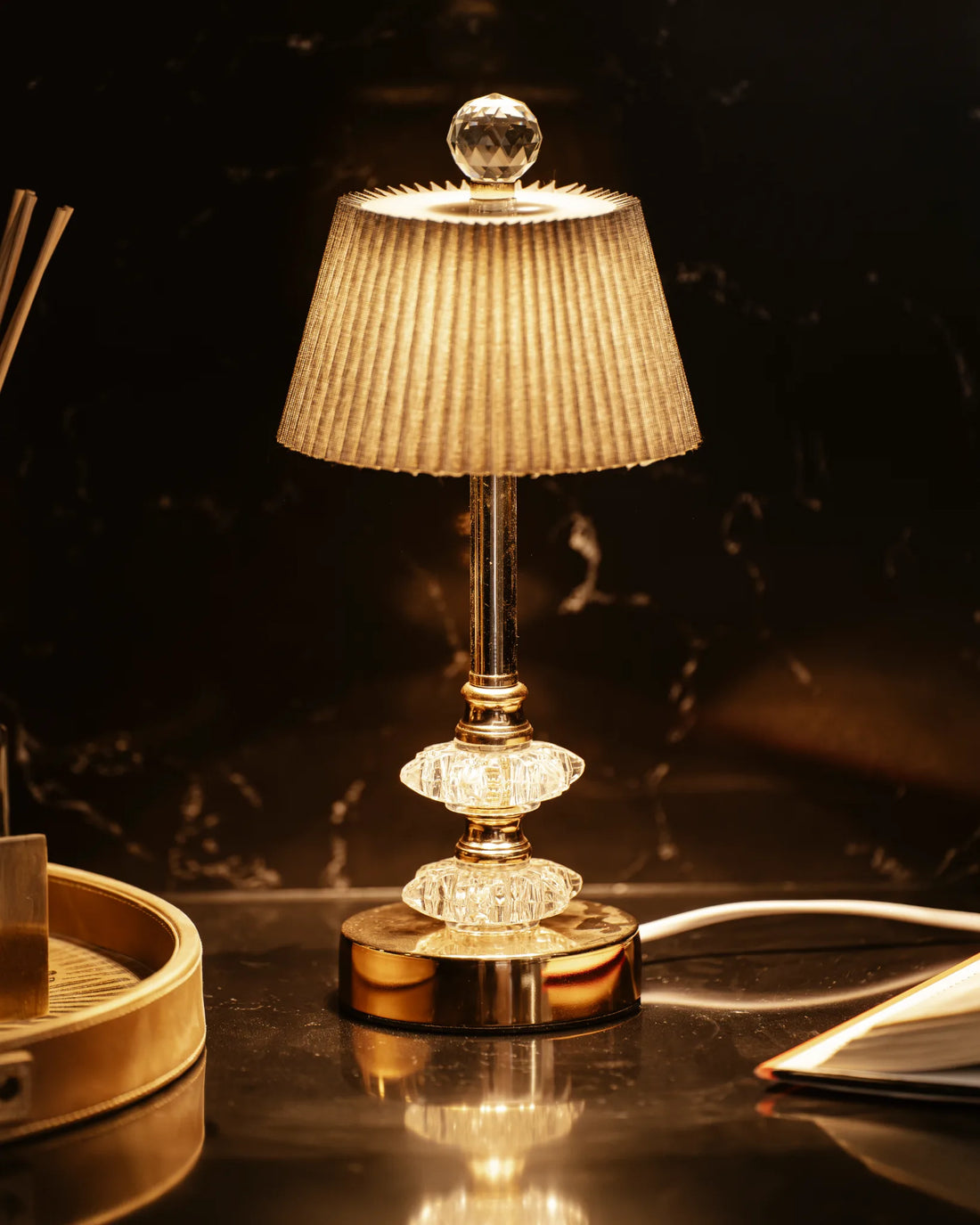 CRYSTAL BEAM - SIDE TABLE LAMP
