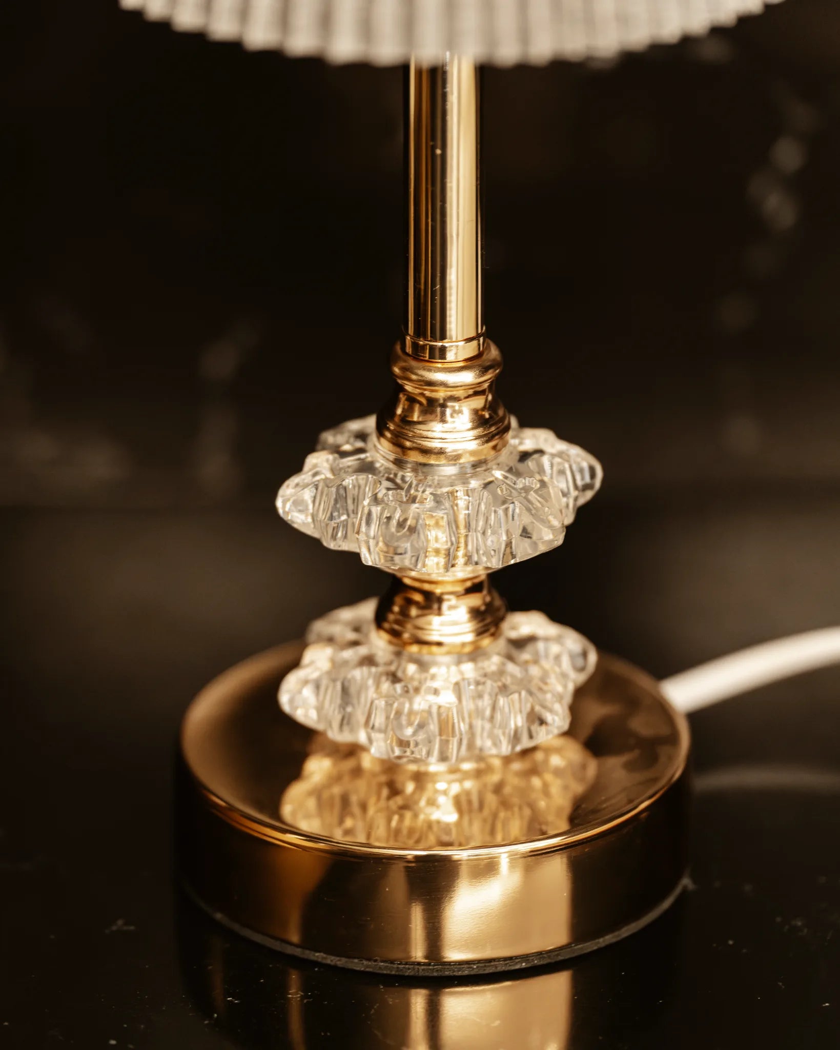 CRYSTAL BEAM - SIDE TABLE LAMP