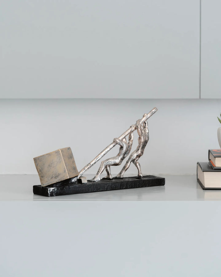 DRIVEN BY DREAMS - MOTIVATION SHOWPIECES