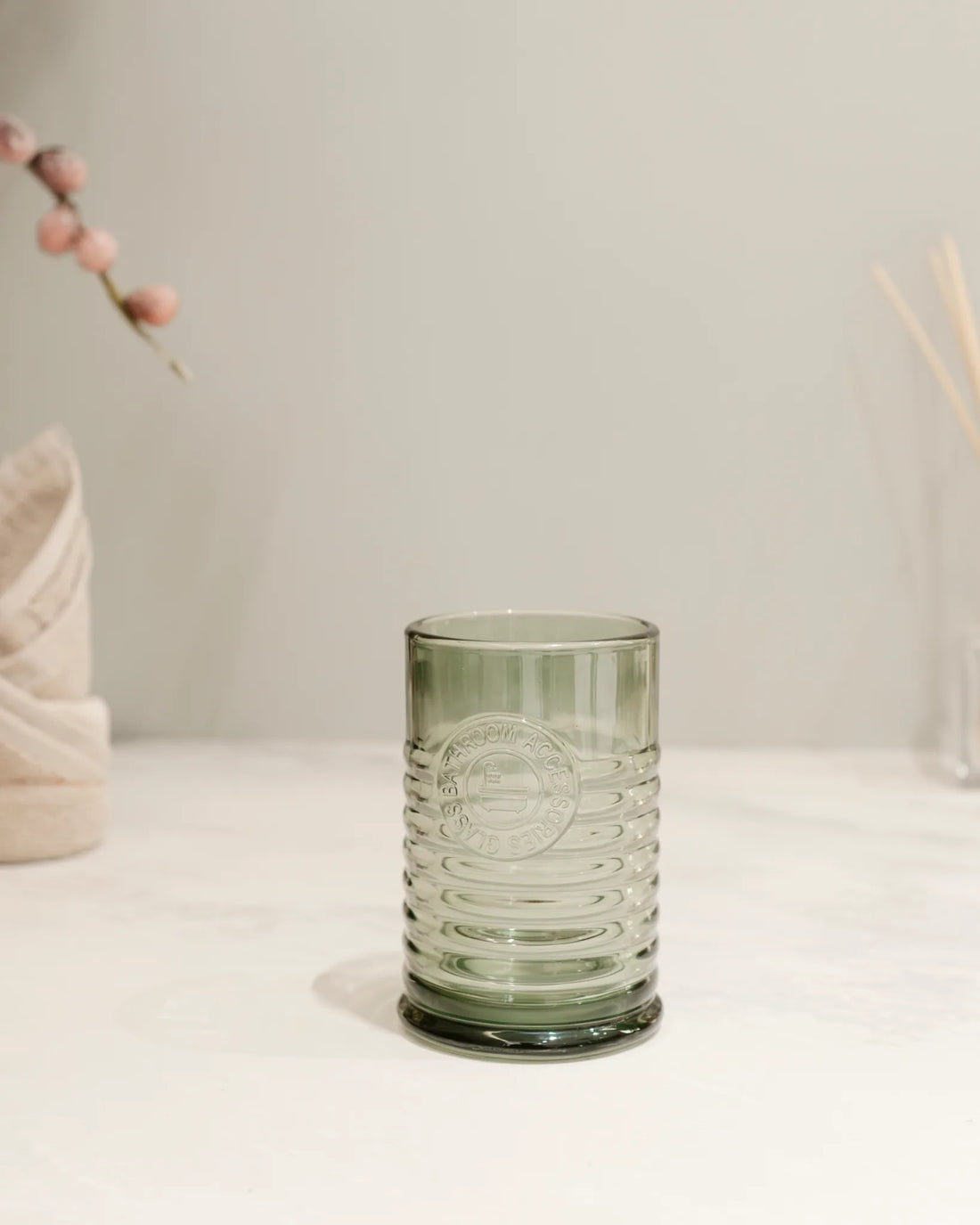 GLEAMING GLASS  - BATHROOM SET