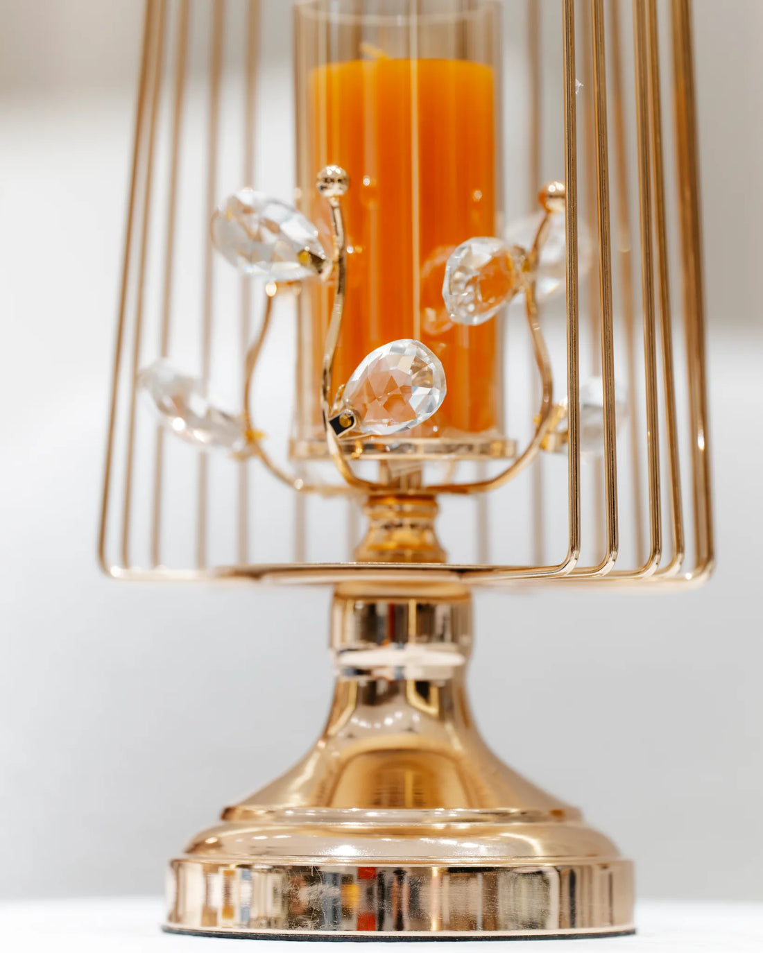 GOLDEN MAJESTY - CANDLE STAND