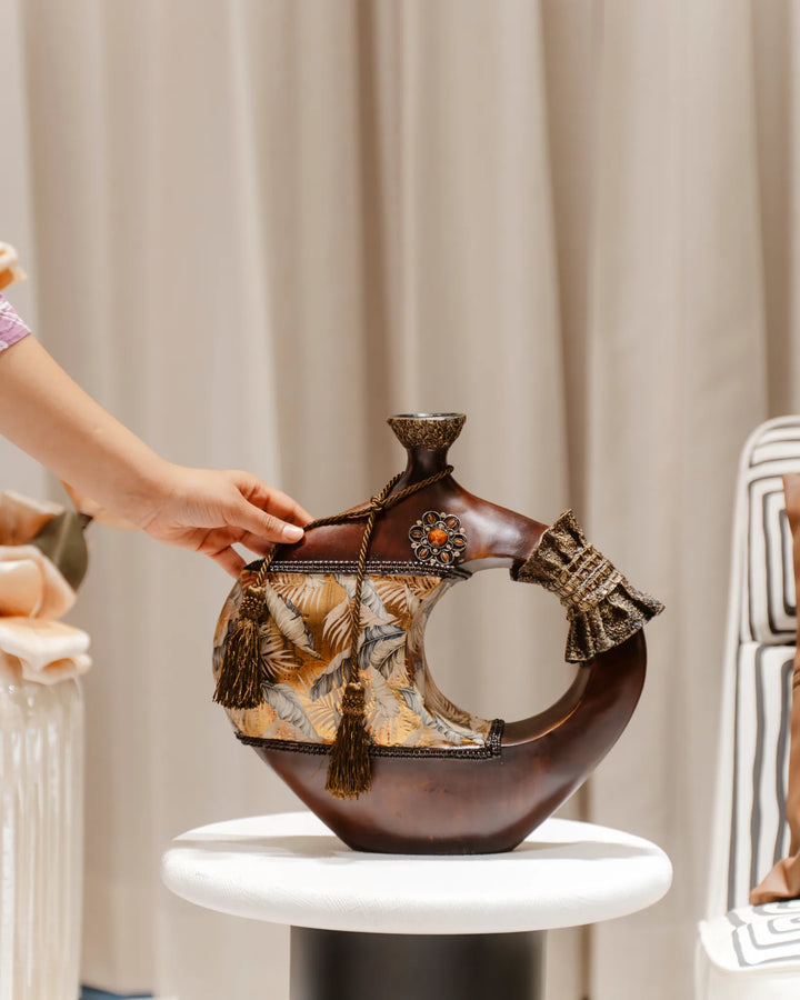 KOREAN ELEGANCE - KOREAN VASE