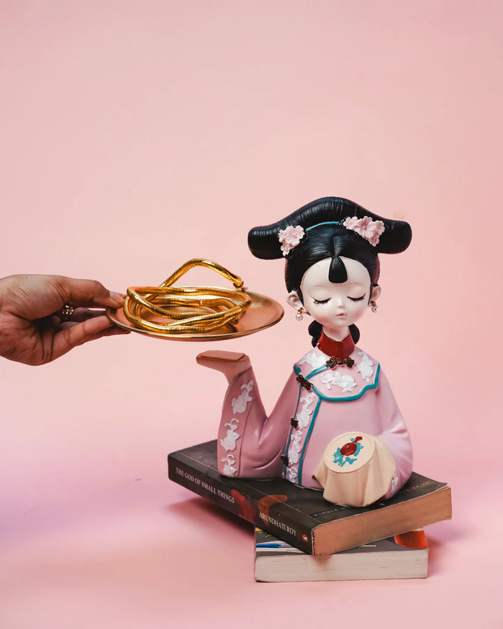 The Soraa K-Sweetheart - DOLL SHOWPIECE