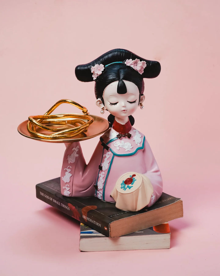 The Soraa K-Sweetheart - DOLL SHOWPIECE