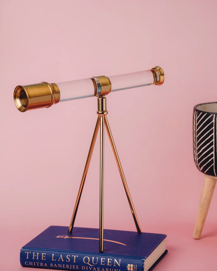 The Stellar Lens - CRYSTAL TELESCOPE