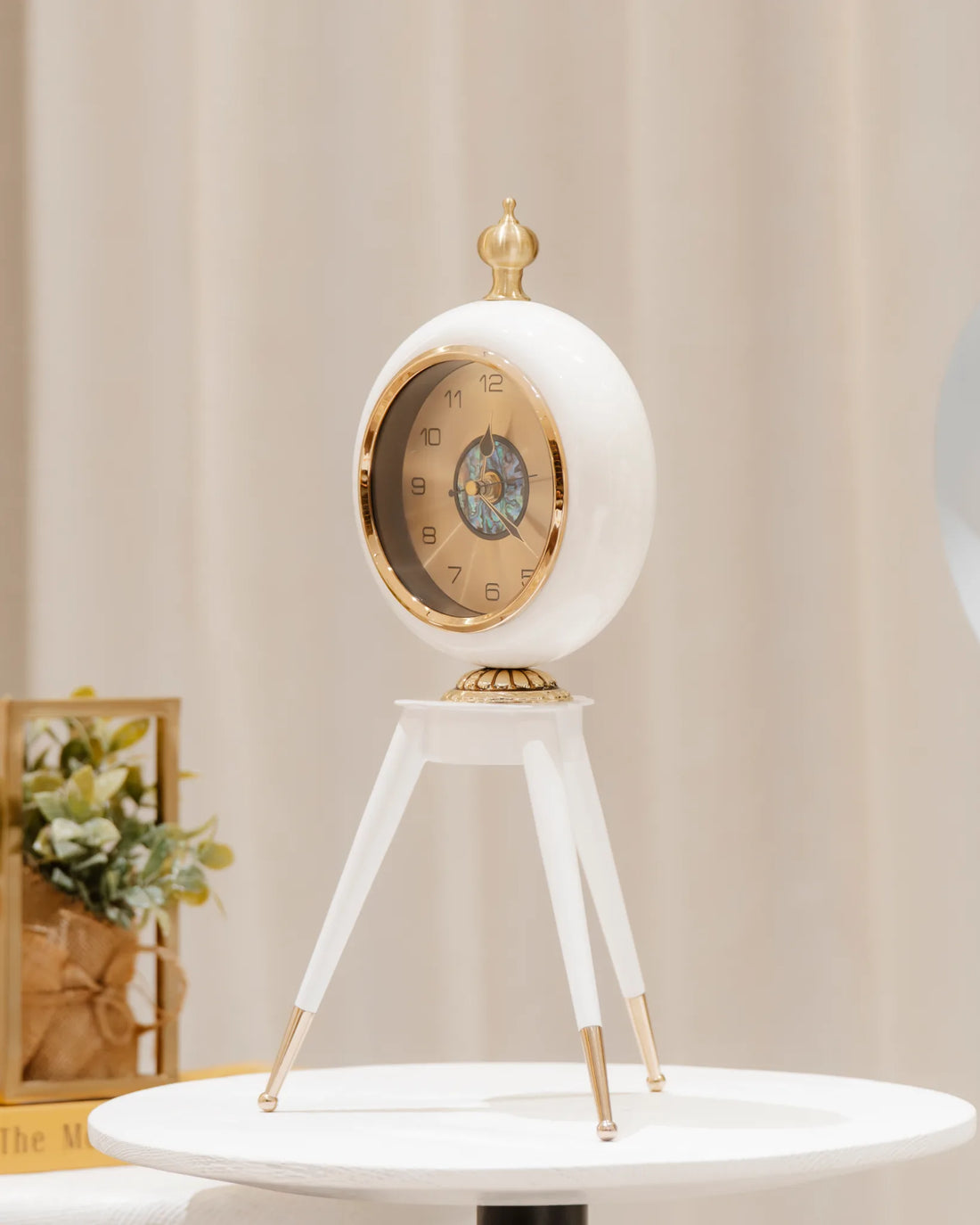 MAJESTIC TICK - Clock